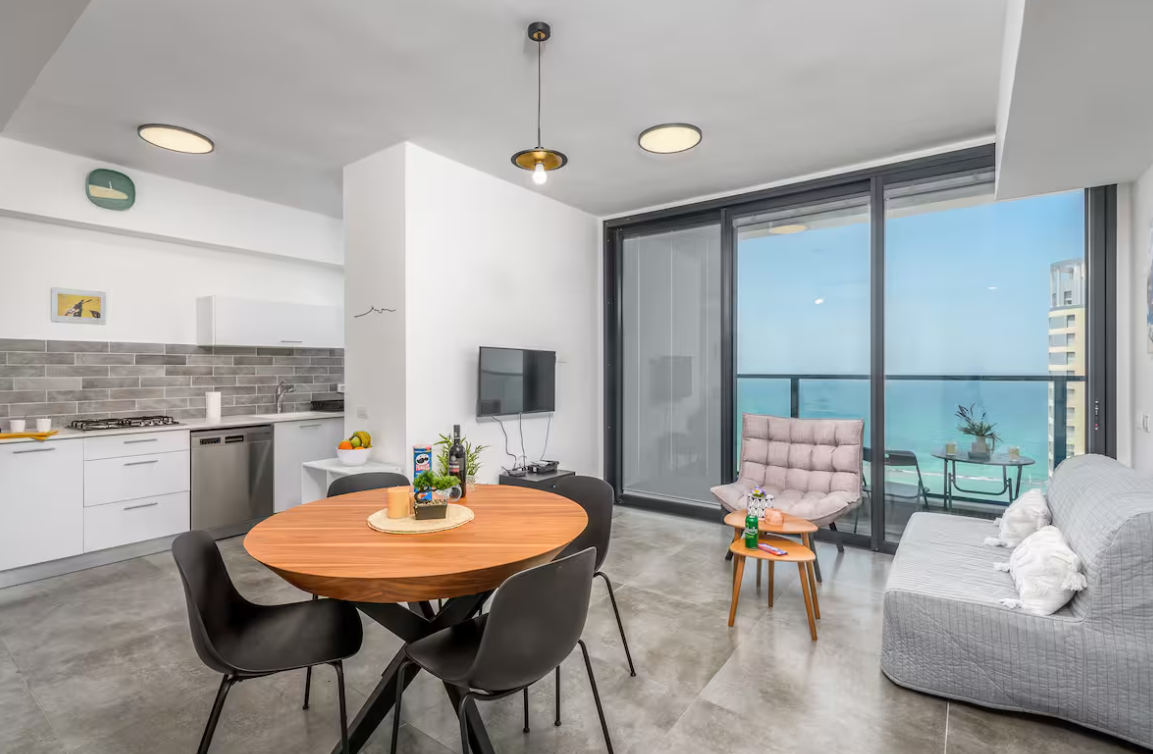 3-room apartment 100 m² in Bat Yam